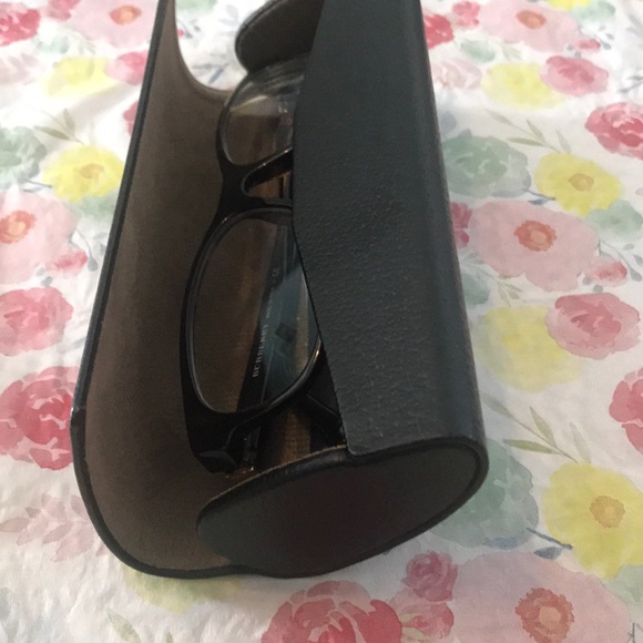 Burberry reading glasses. Comes with case. - Picture 2 of 7
